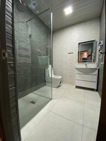 Фото номера Апартаменты с 2 спальнями Гостевой дом V&amp;V Hotel г. Gyulagarak 16