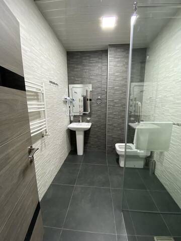 Фото номера Семейный люкс Гостевой дом V&amp;V Hotel г. Gyulagarak 12